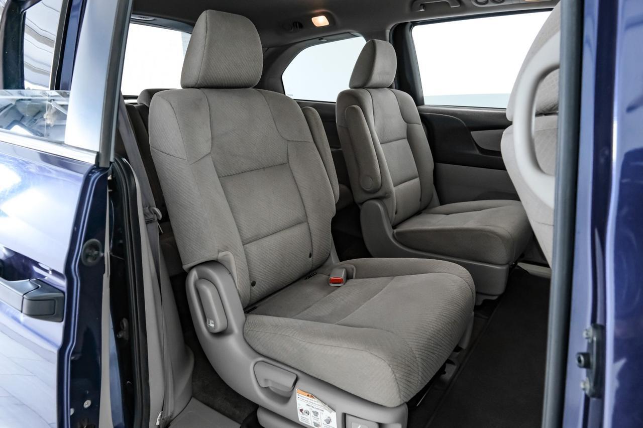 2015 Honda Odyssey LX THIRD ROW SEAT REAR CAMERA BLUETOOTH CRUISE CONTROL REMOTE KEYLESS ENTRY Carrollton TX