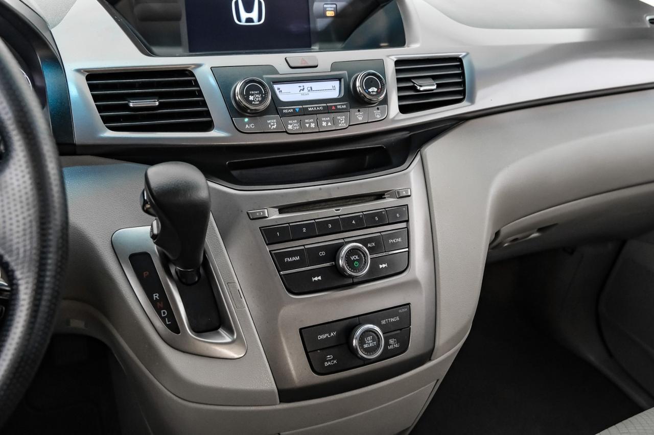 2015 Honda Odyssey LX THIRD ROW SEAT REAR CAMERA BLUETOOTH CRUISE CONTROL REMOTE KEYLESS ENTRY Carrollton TX