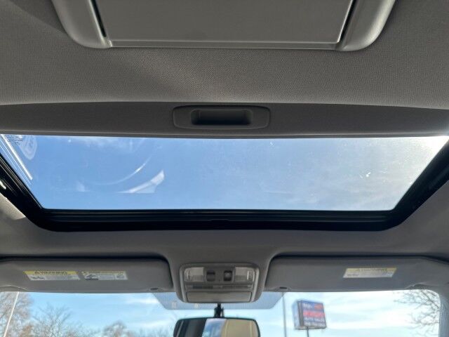 2015 Honda Pilot Touring Worcester MA