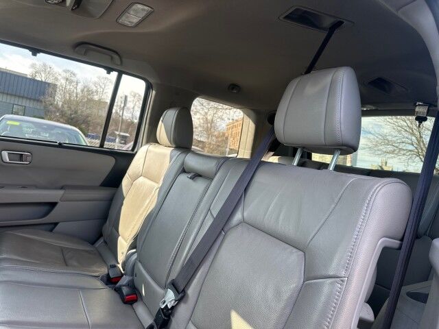 2015 Honda Pilot Touring Worcester MA