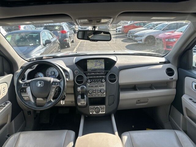 2015 Honda Pilot Touring Worcester MA
