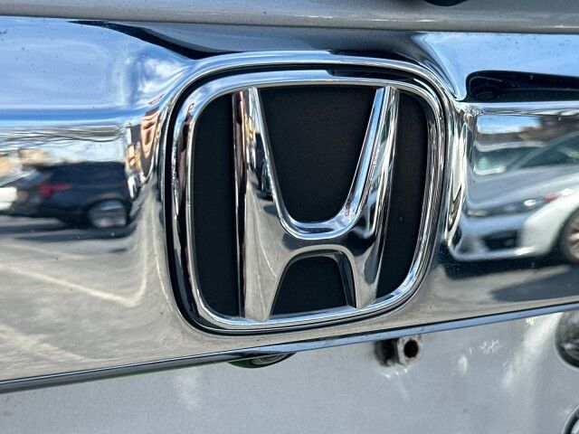 2015 Honda Pilot Touring Worcester MA