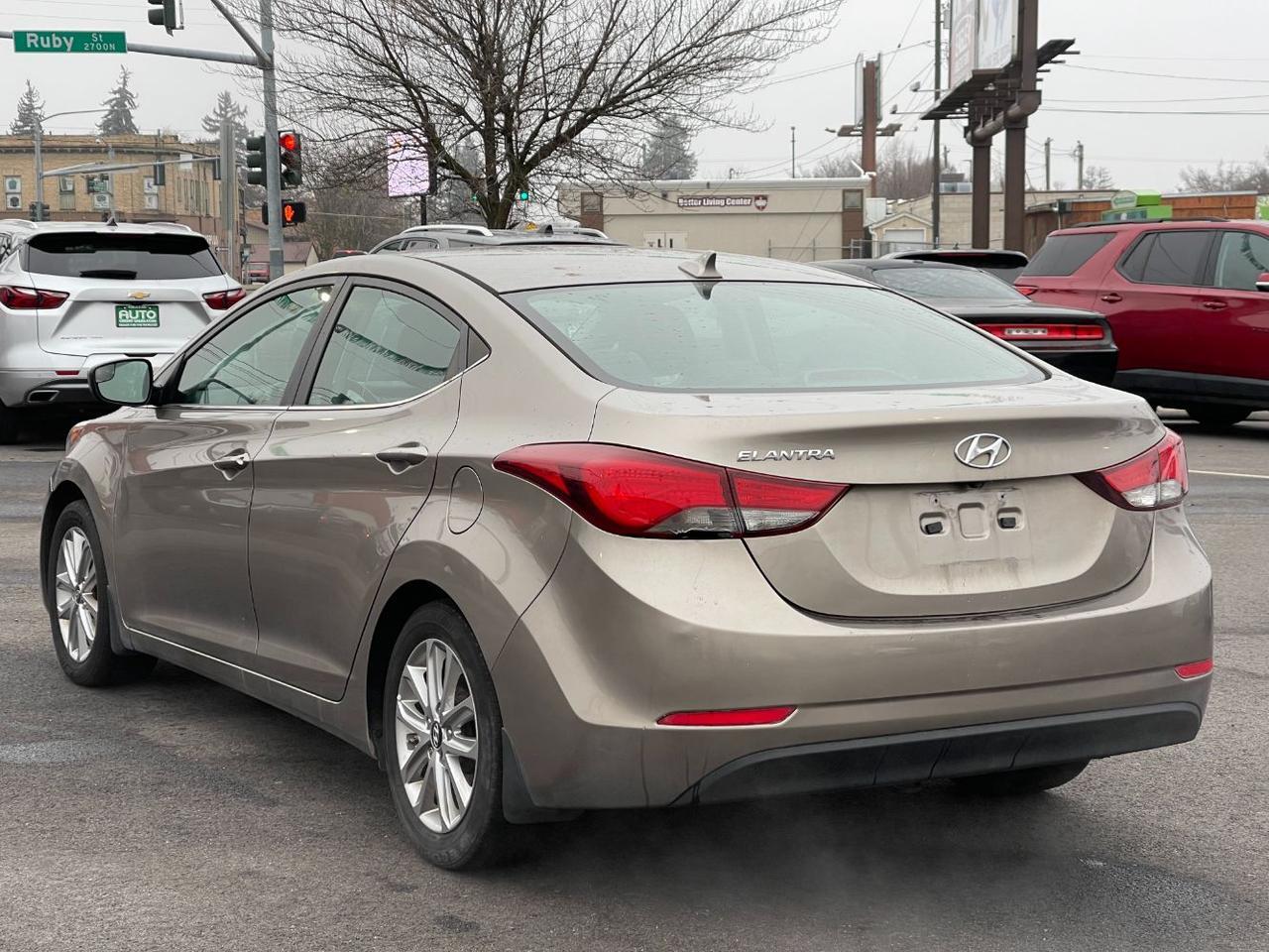 2015 Hyundai Elantra SE 6AT