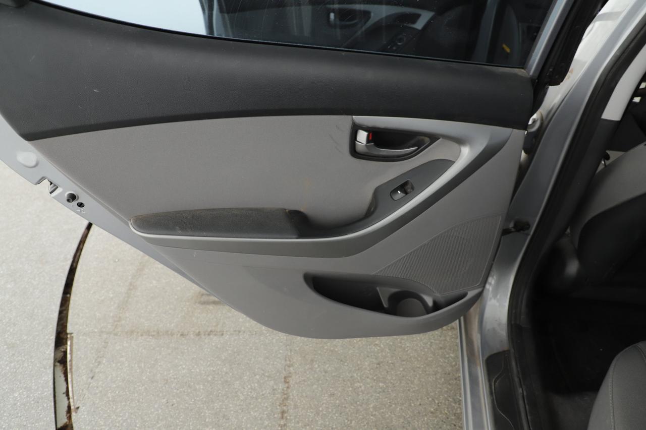 2015 Hyundai Elantra SE New Braunfels TX