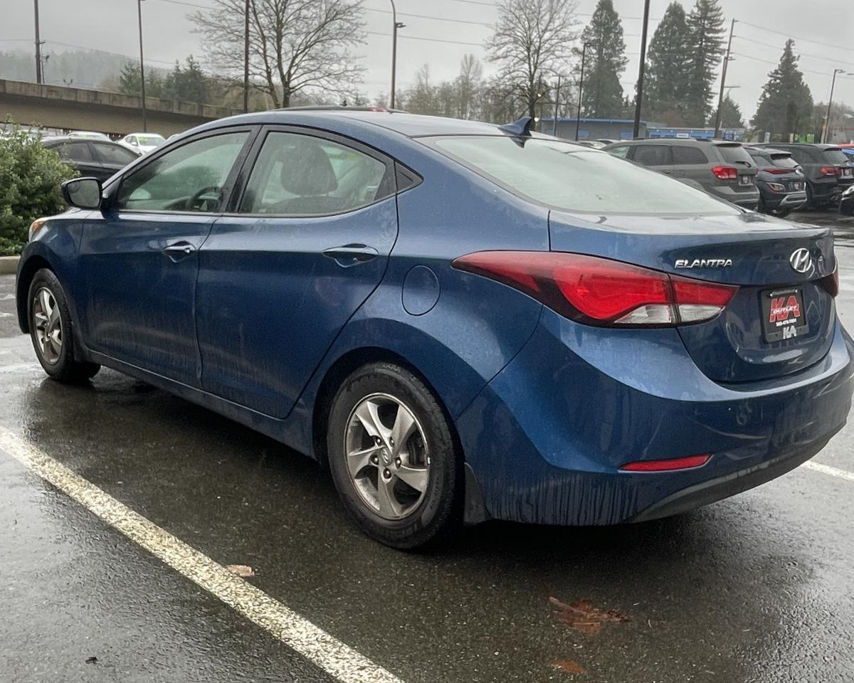 2015 Hyundai Elantra SE Sedan 4D