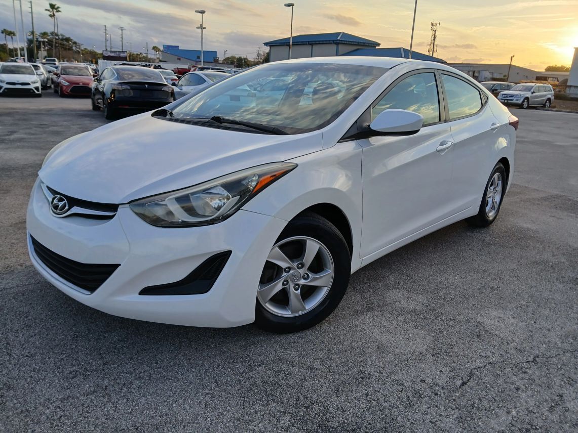 2015 Hyundai Elantra SE Sedan 4D