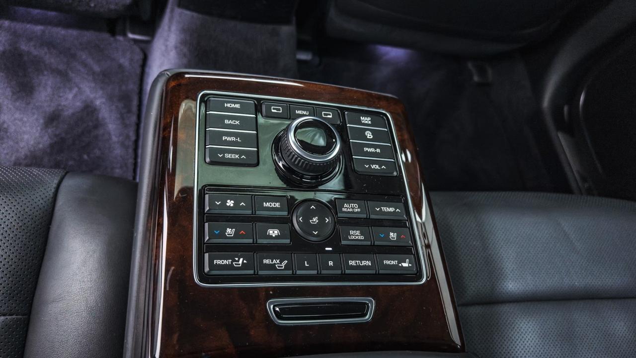 2015 Hyundai Equus Ultimate Tallmadge OH