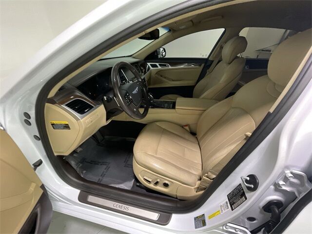 2015 Hyundai Genesis 3.8 Columbia SC