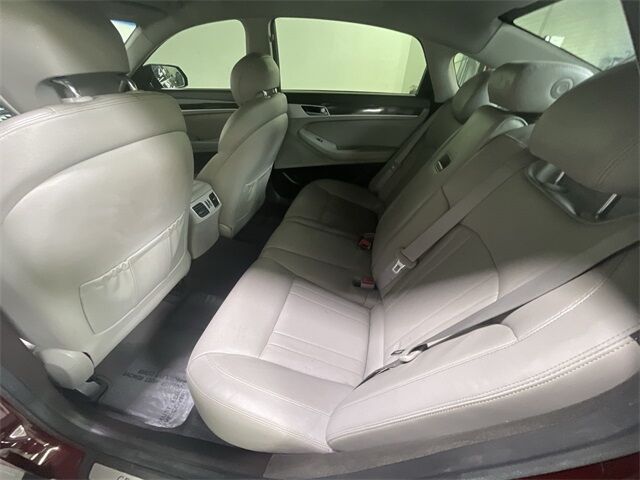 2015 Hyundai Genesis 3.8 Columbia SC