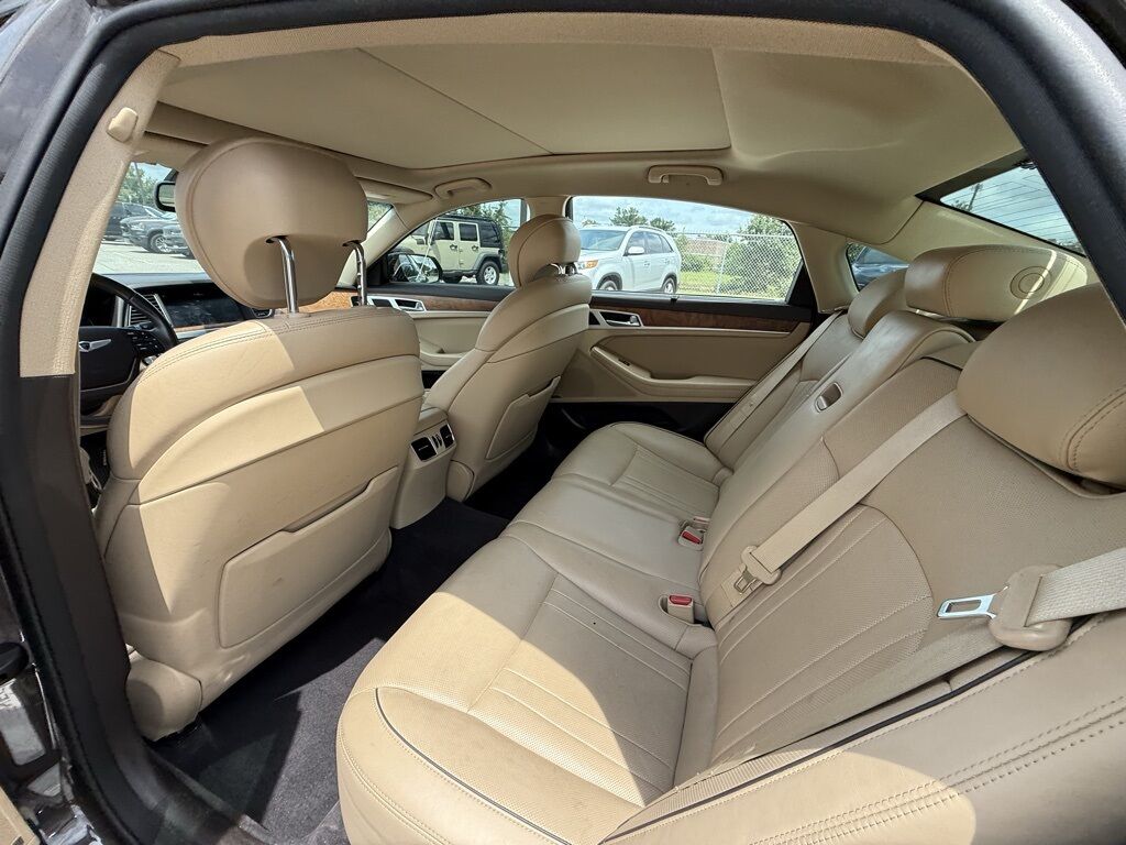 2015 Hyundai Genesis 3.8 Crestwood KY