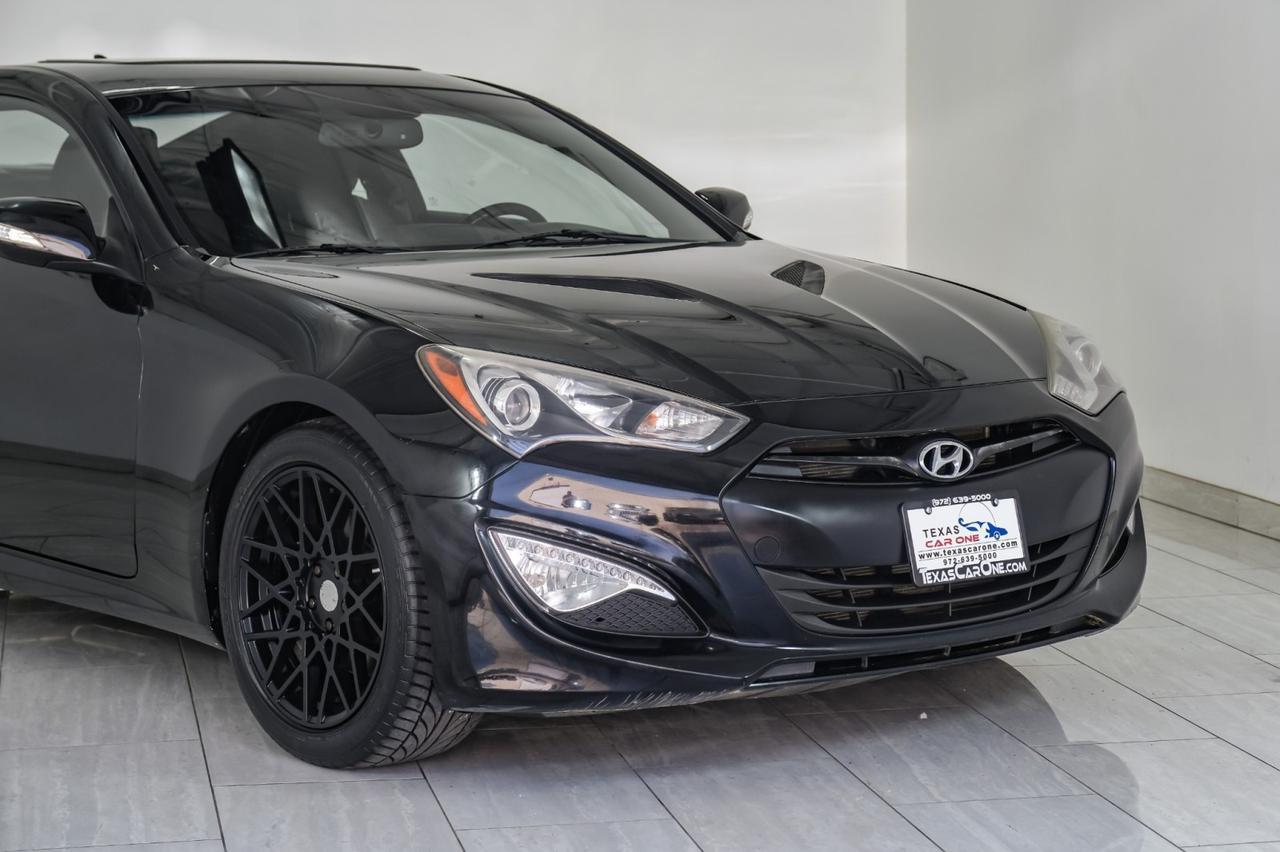 2015 Hyundai Genesis 3.8 KEYLESS START BLUETOOTH AUTOMATIC CLIMATE CONTROL CRUISE CONTROL ALLOY WHEELS Carrollton TX