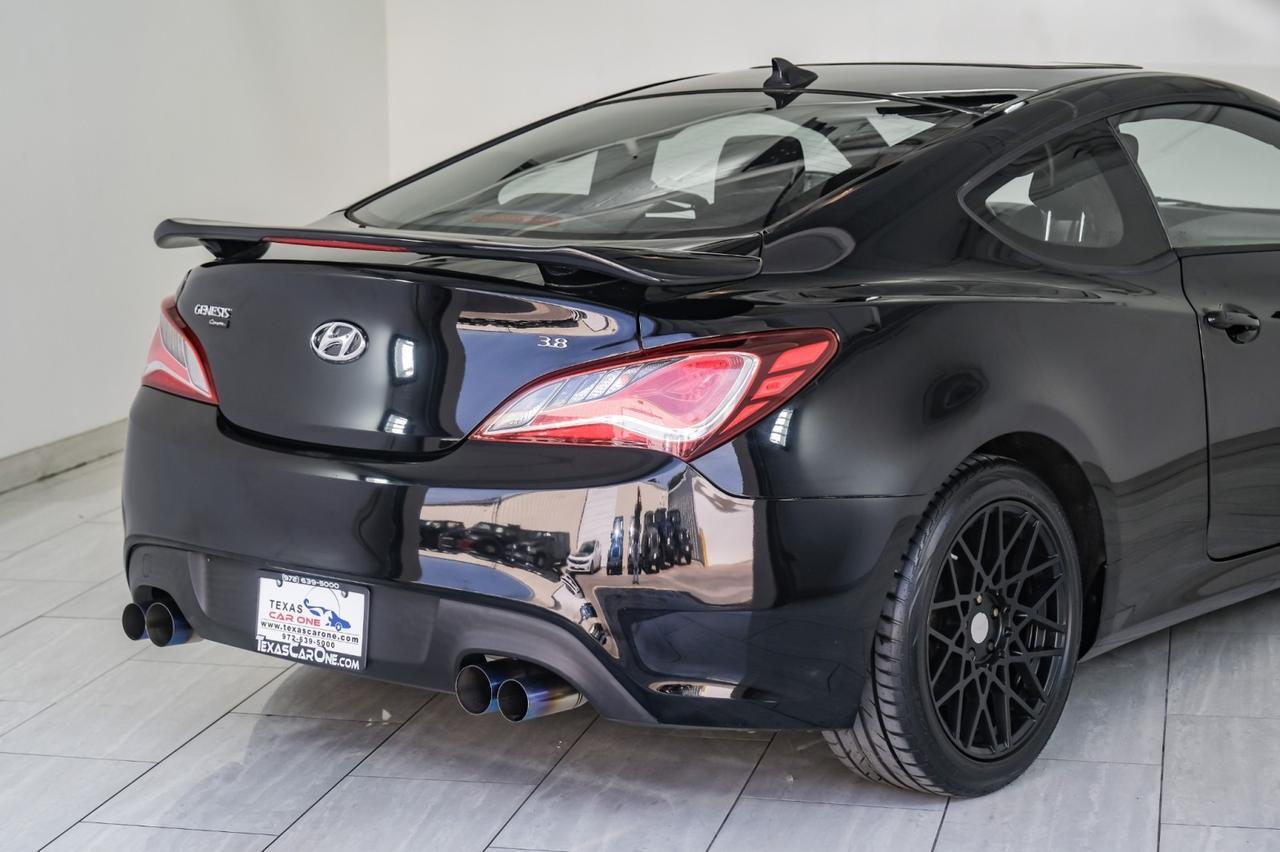 2015 Hyundai Genesis 3.8 KEYLESS START BLUETOOTH AUTOMATIC CLIMATE CONTROL CRUISE CONTROL ALLOY WHEELS Carrollton TX