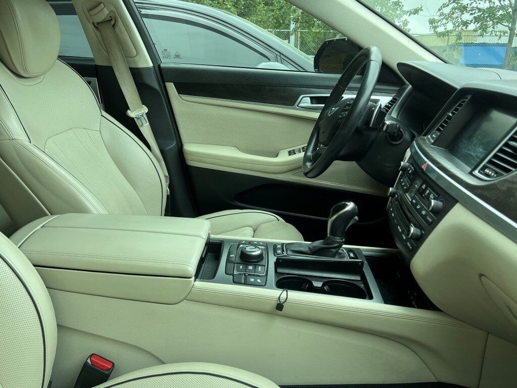 2015 Hyundai Genesis 3.8 Springfield VA