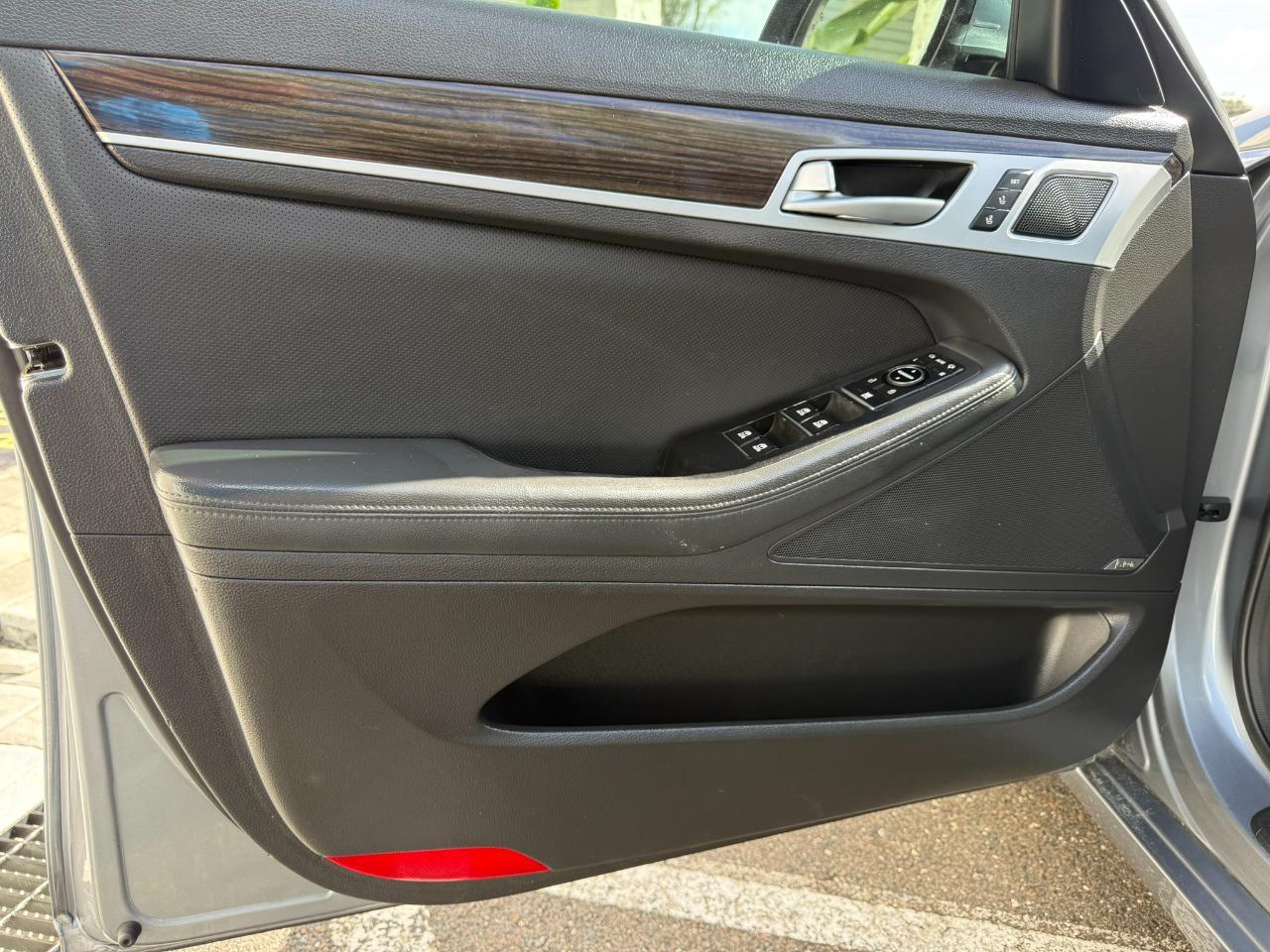 2015 Hyundai Genesis 4dr Sdn V6 3.8L RWD Jacksonville FL