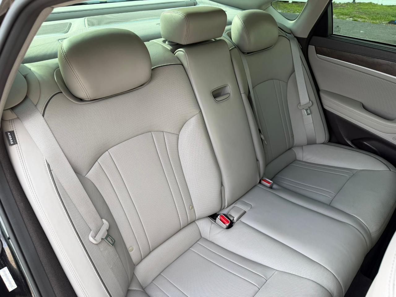 2015 Hyundai Genesis 4dr Sdn V6 3.8L RWD Jacksonville FL