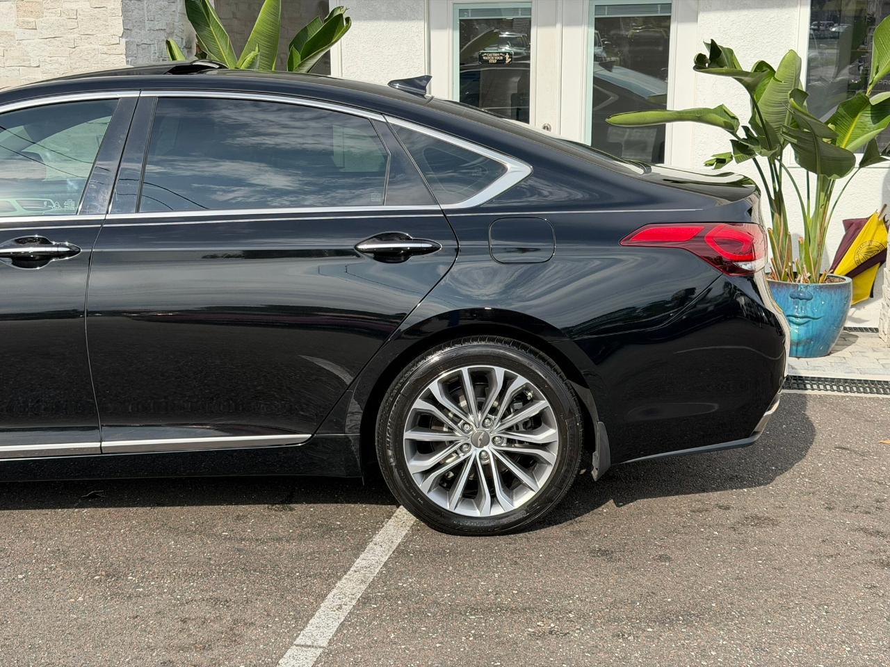 2015 Hyundai Genesis 4dr Sdn V6 3.8L RWD Jacksonville FL
