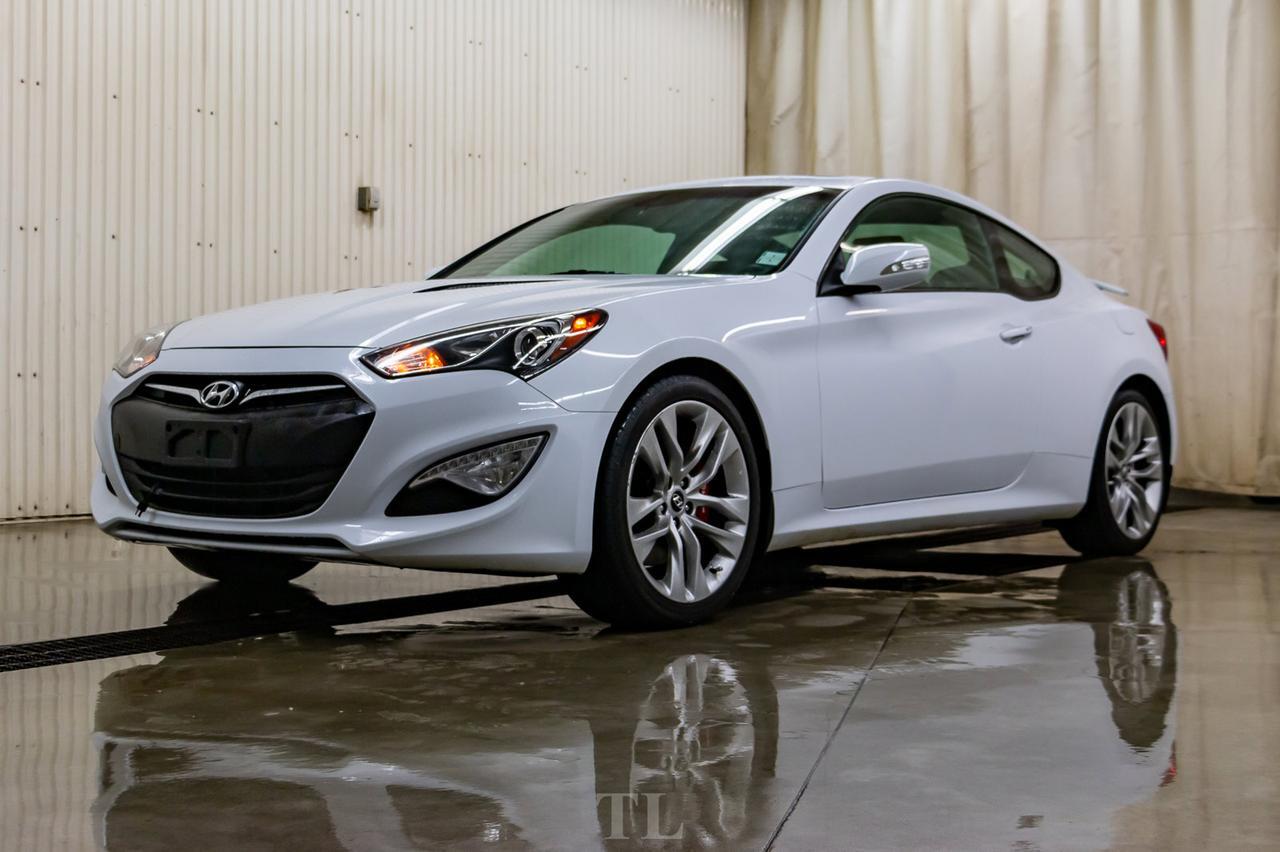 2015 Hyundai Genesis Coupe GT Tech Pkg. Leather Roof Nav BCam Red Deer AB