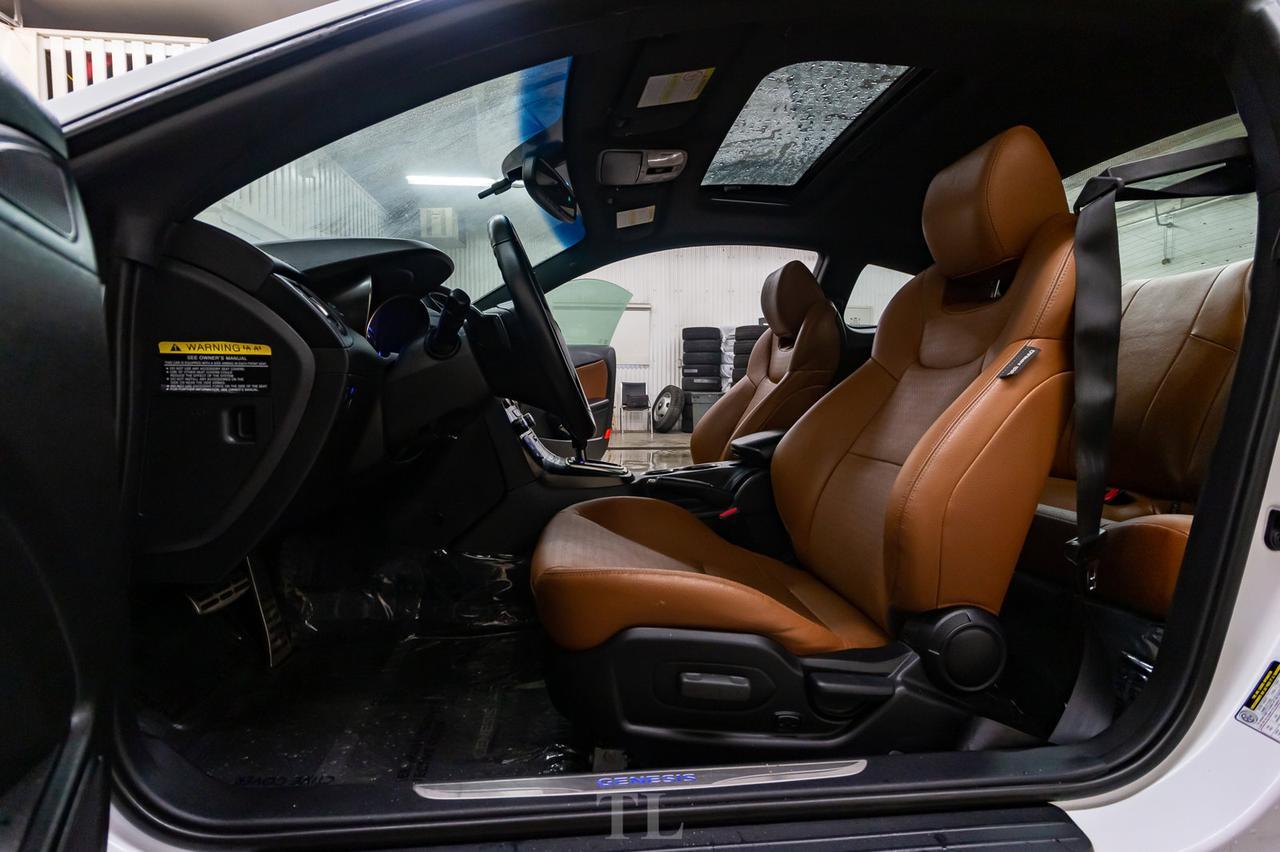 2015 Hyundai Genesis Coupe GT Tech Pkg. Leather Roof Nav BCam Red Deer AB