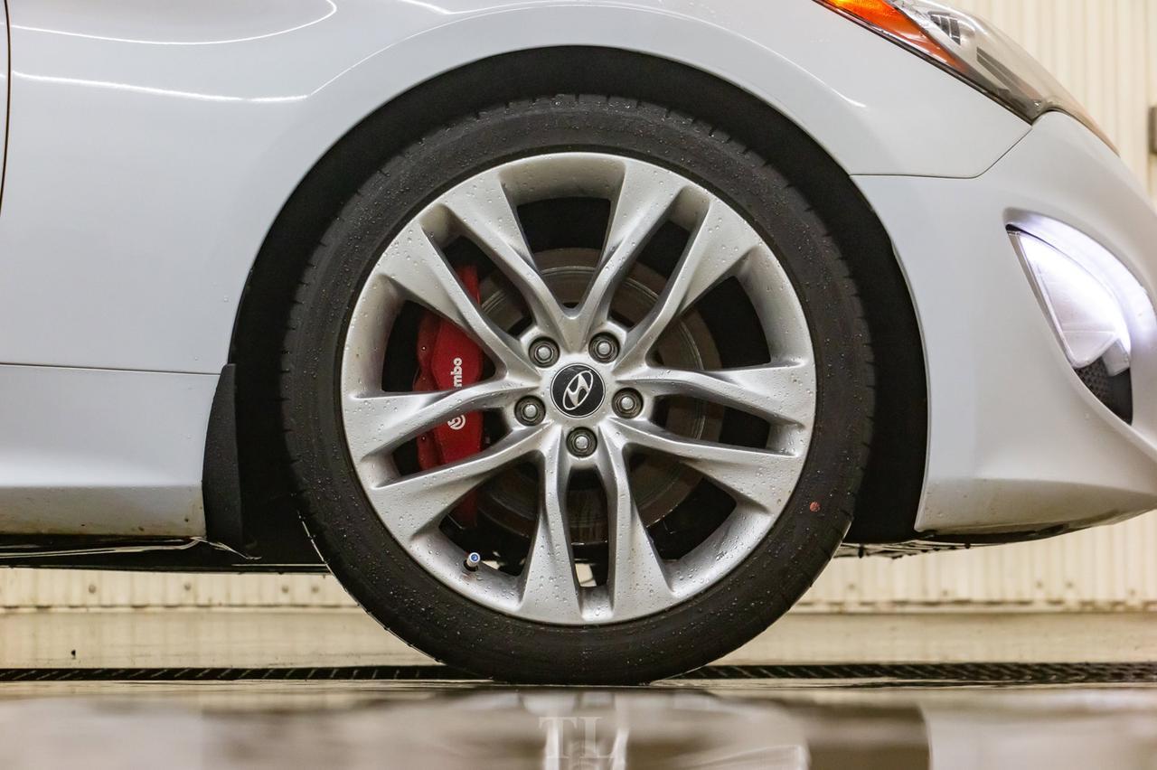 2015 Hyundai Genesis Coupe GT Tech Pkg. Leather Roof Nav BCam Red Deer AB