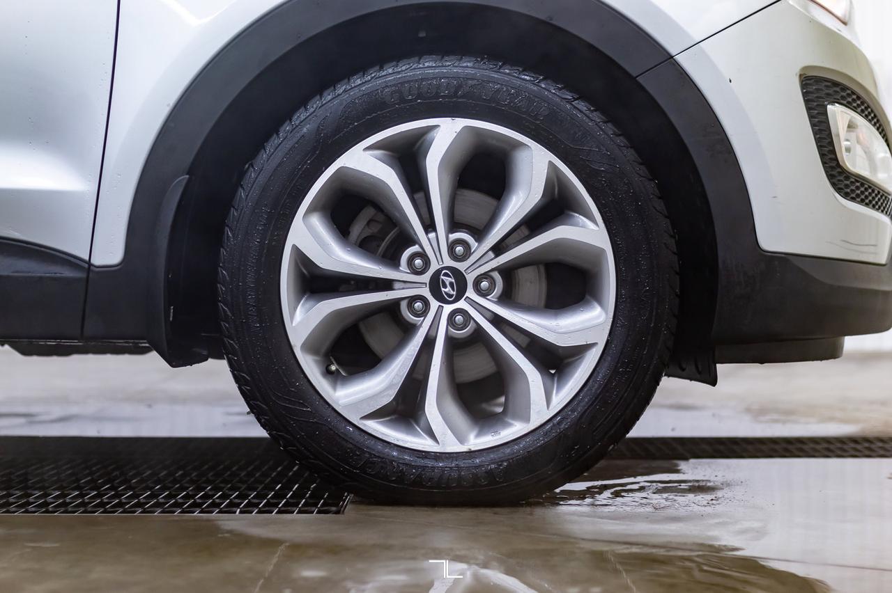 2015 Hyundai Santa Fe Sport AWD Limited Leather Roof Nav Red Deer AB