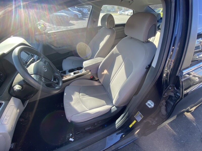 2015 Hyundai Sonata 2.4L SE Bristol  PA