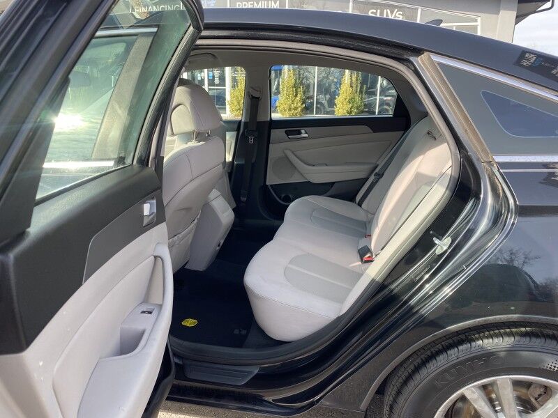 2015 Hyundai Sonata 2.4L SE Bristol  PA