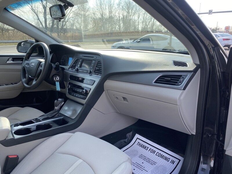 2015 Hyundai Sonata 2.4L SE Bristol  PA