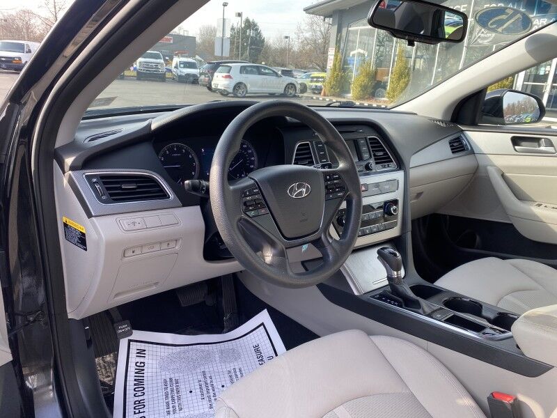 2015 Hyundai Sonata 2.4L SE Bristol  PA