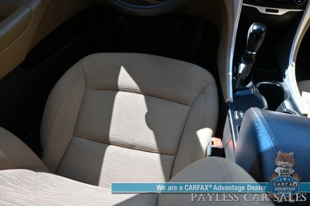 2015 Hyundai Sonata Hybrid / Power Mirrors, Windows & Locks / Heated Front Cloth Bucket Seats / Bluetooth / Backup Camera / Keyless Entry & Start / Cruise Control / Aux & USB Inputs / Only 57K Miles / 40 MPG Anchorage AK