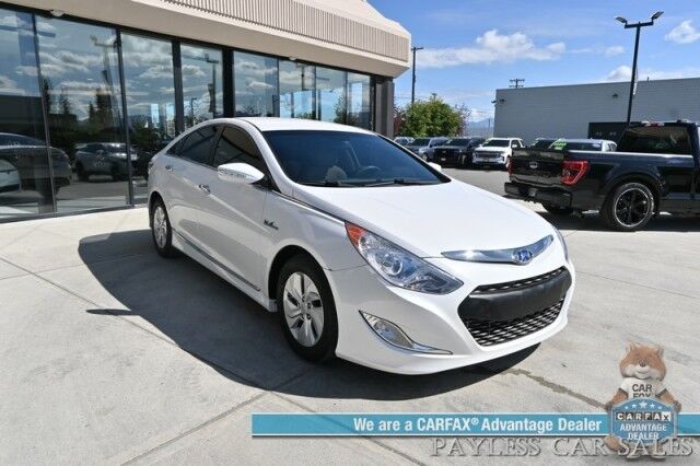 2015 Hyundai Sonata Hybrid / Power Mirrors, Windows & Locks / Heated Front Cloth Bucket Seats / Bluetooth / Backup Camera / Keyless Entry & Start / Cruise Control / Aux & USB Inputs / Only 57K Miles / 40 MPG Anchorage AK