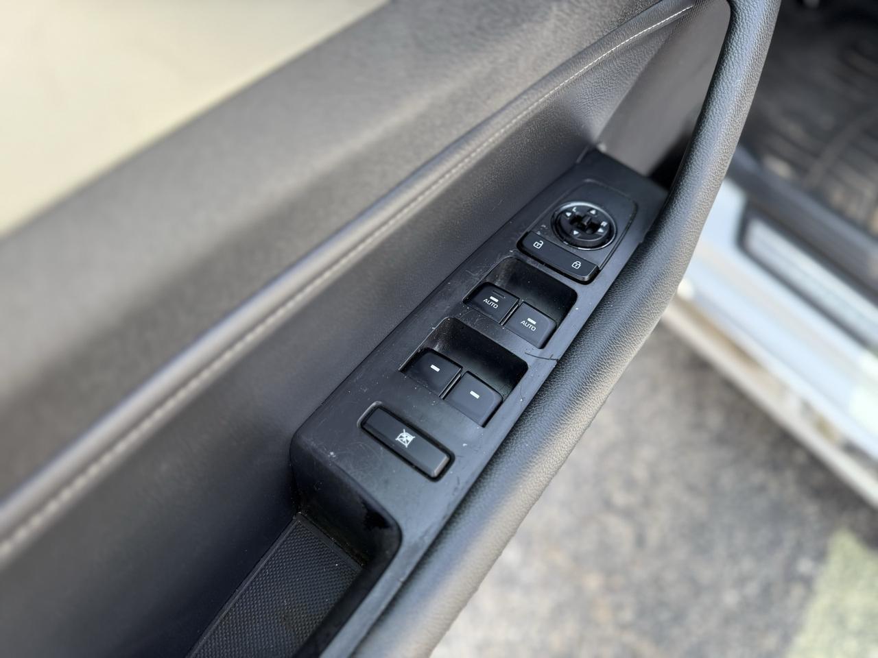 2015 Hyundai Sonata Limited Crestwood KY