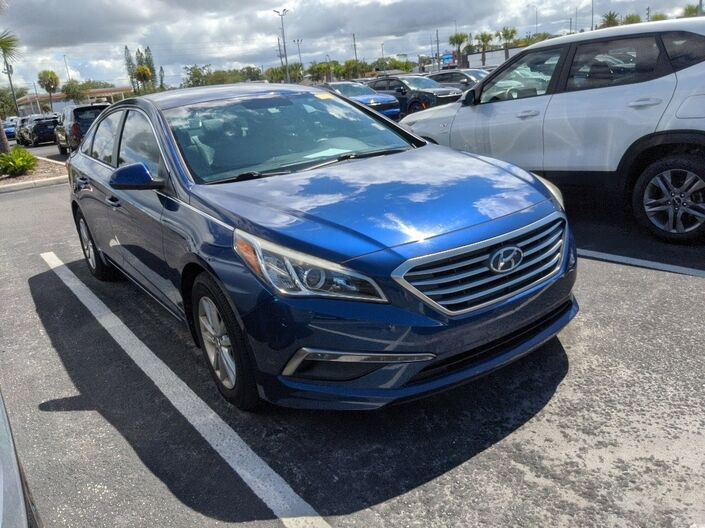 2015 Hyundai Sonata SE Oshkosh WI