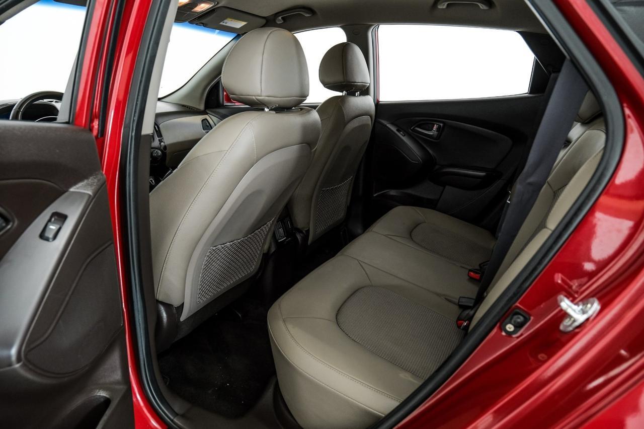 2015 Hyundai Tucson SE AWD LEATHER/CLOTH HEATED SEATS REAR CAMERA BLUETOOTH POWER DRIVER SEAT Carrollton TX