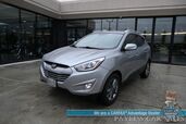 2015 Hyundai Tucson SE / AWD / Power & Heated Cloth Seats / Power Locks, Windows & Mirrors / Bluetooth / Backup Camera / Keyless Entry / Cruise Control / Air Conditioning / Alloy Wheels / 25 MPG / Low Miles