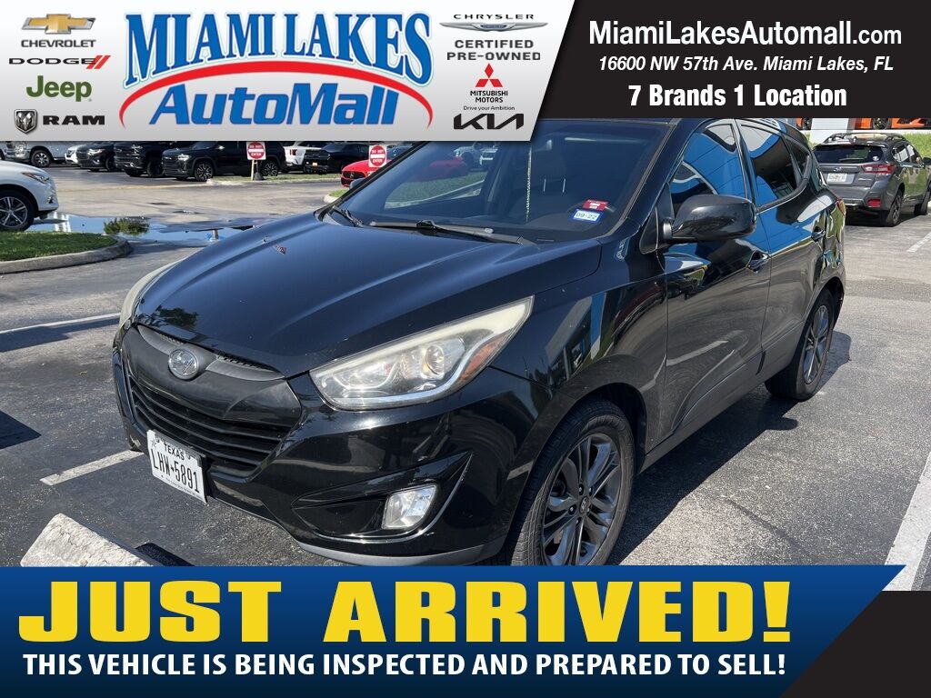 Used 2015 Hyundai TUCSON SE in Miami Lakes FL
