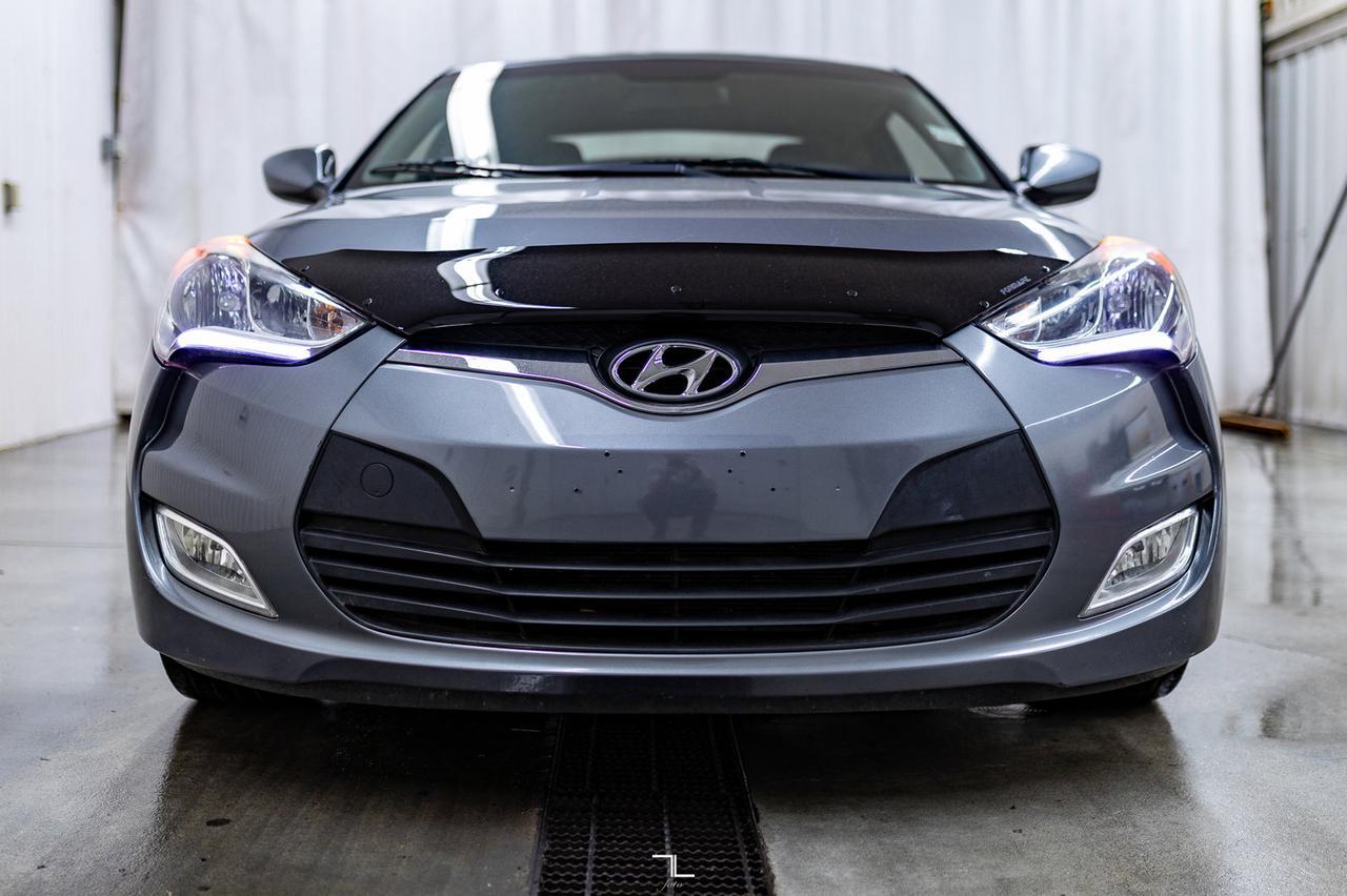2015 Hyundai Veloster Coupe Manual Red Deer AB