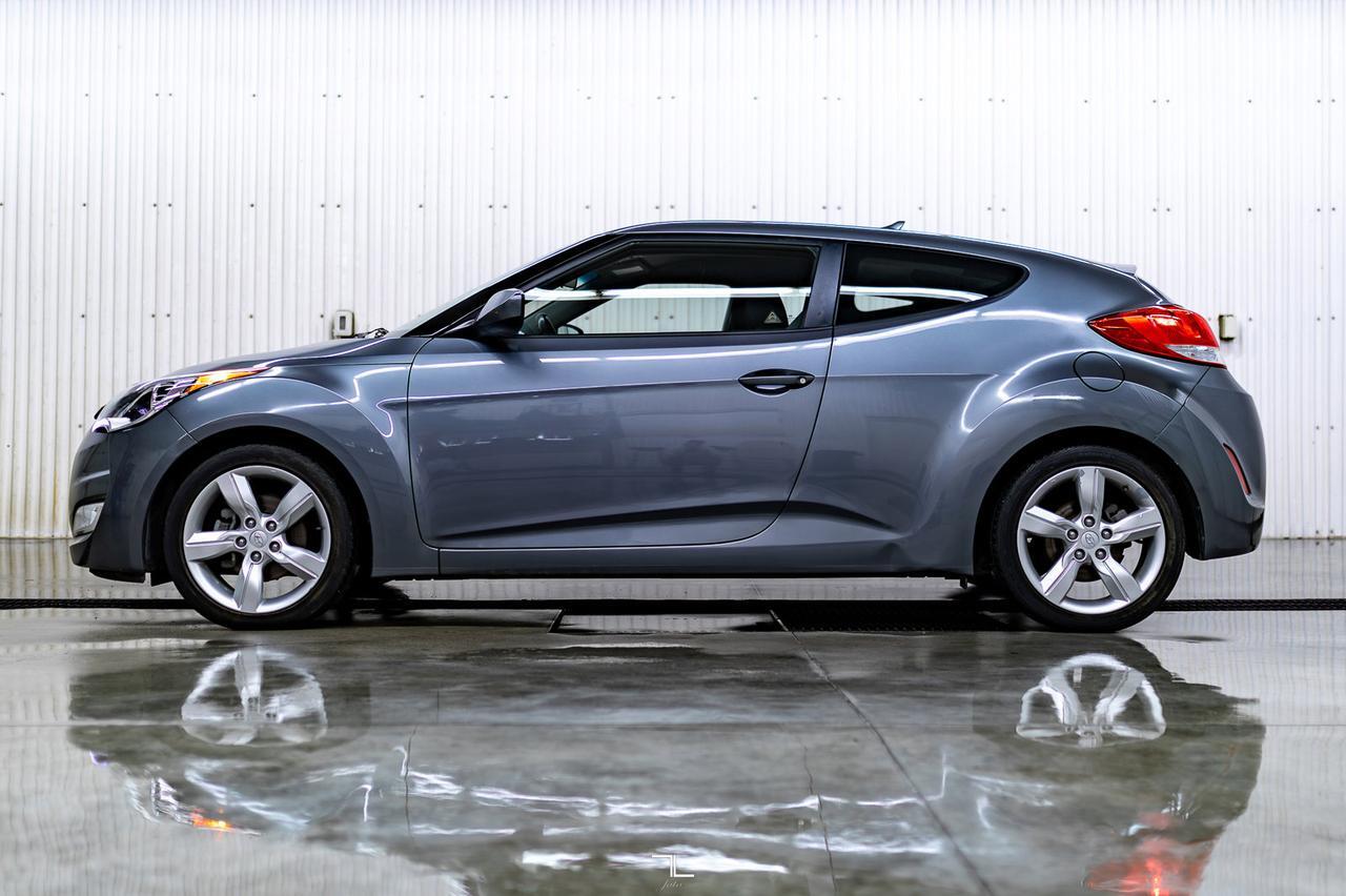 2015 Hyundai Veloster Coupe Manual Red Deer AB