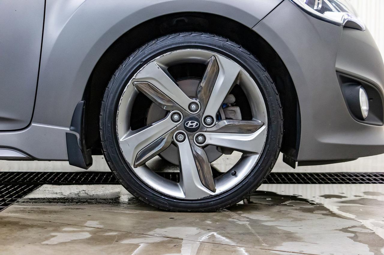 2015 Hyundai Veloster Turbo Tech Leather Roof Nav Red Deer AB