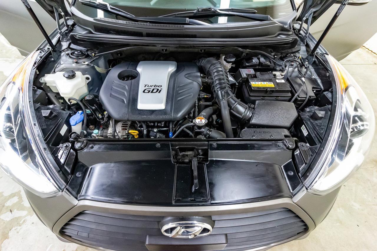 2015 Hyundai Veloster Turbo Tech Leather Roof Nav Red Deer AB