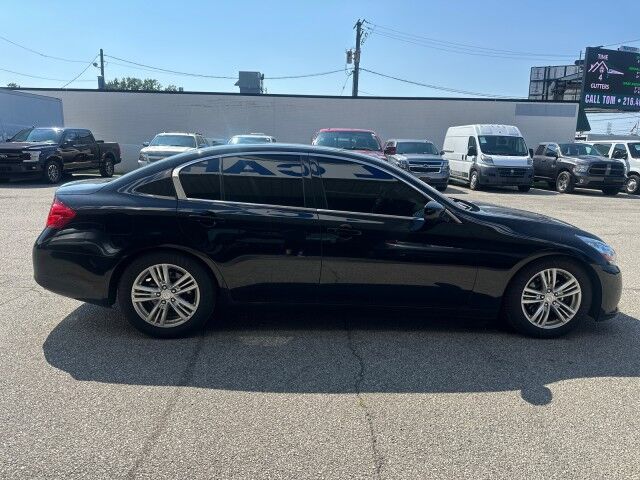 2015 INFINITI Q40 Cleveland OH