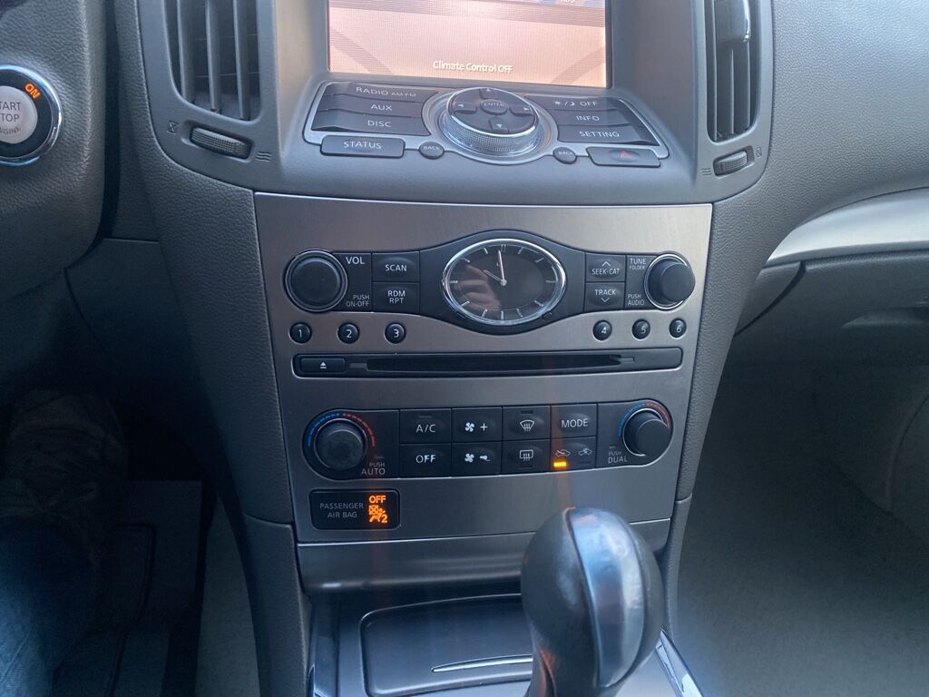 2015 INFINITI Q40 Base Wilmington NC