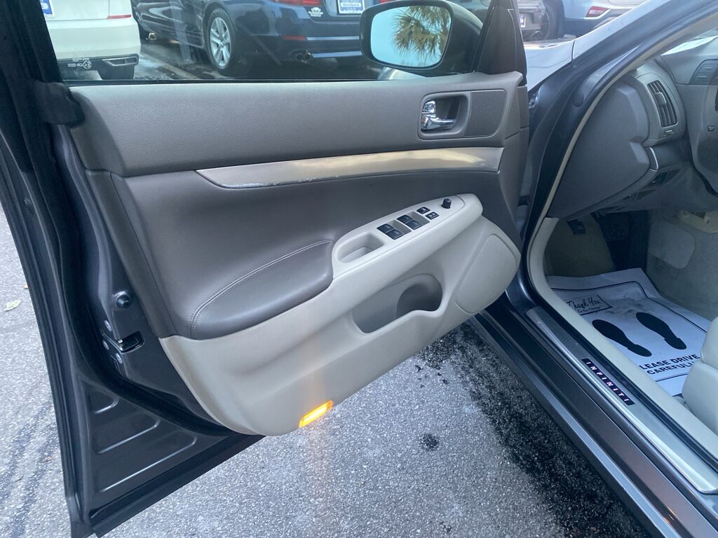 2015 INFINITI Q40 Base Wilmington NC