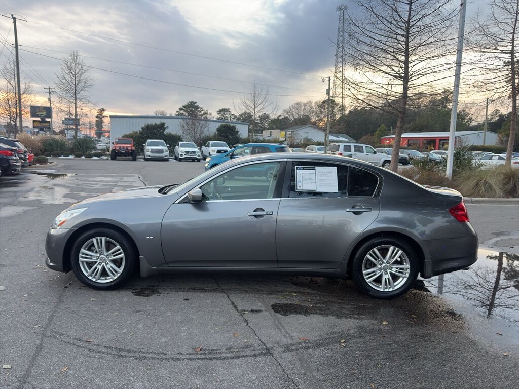 2015 INFINITI Q40 Base Wilmington NC