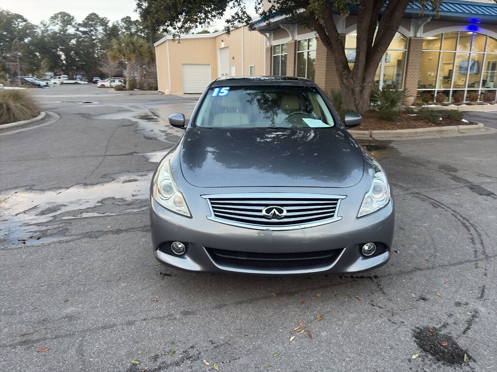 2015 INFINITI Q40 Base