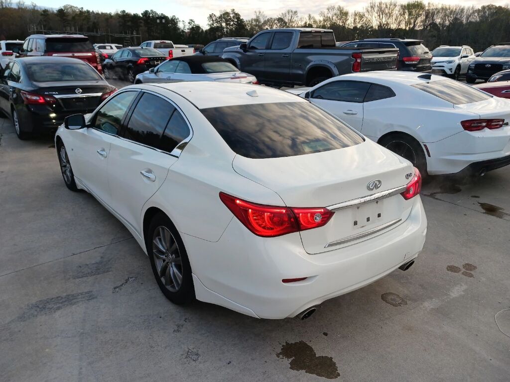2015 INFINITI Q50