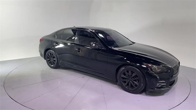 2015 INFINITI Q50 Premium