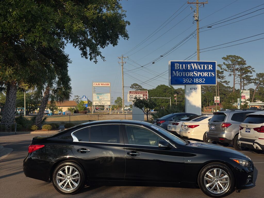 2015 INFINITI Q50 Premium
