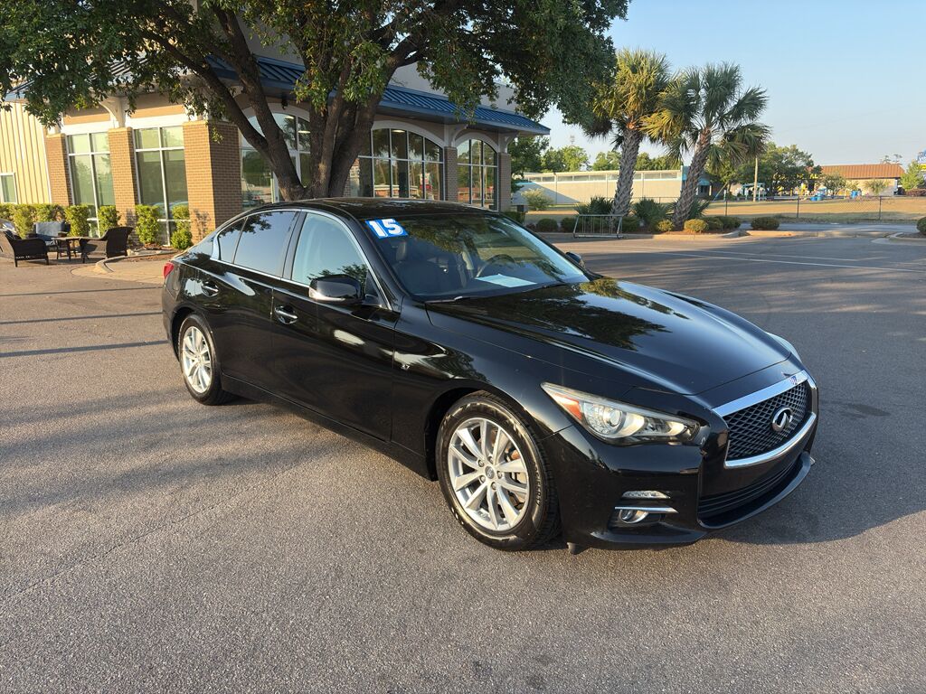 2015 INFINITI Q50 Premium