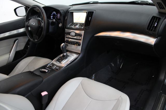 2015 INFINITI Q60 Luxury Chantilly VA