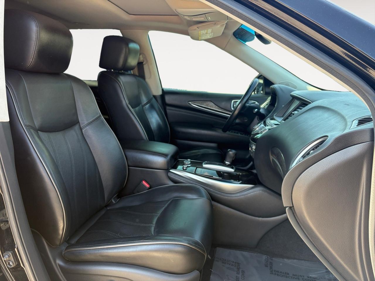 2015 INFINITI QX60 SUNROOF, DRIVE MODES, 3RD ROW SEATS, 2ND ROW DVS ENTERTAINMENT, HEATED SEATS, 360 BACKUP CAMERA, NAVIGATION, PUSH BUTTON START, LOW MILES, RIDE IN ELEGENCE IN THIS INFINITI! Virginia Beach VA